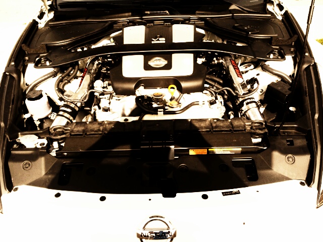 2012 370z
The heart of my 370z
Only mod so far here is the Stillen g3 intakes