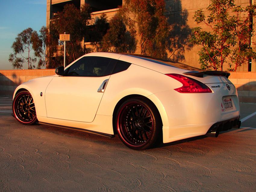 Nissan 370 z tunned Paint