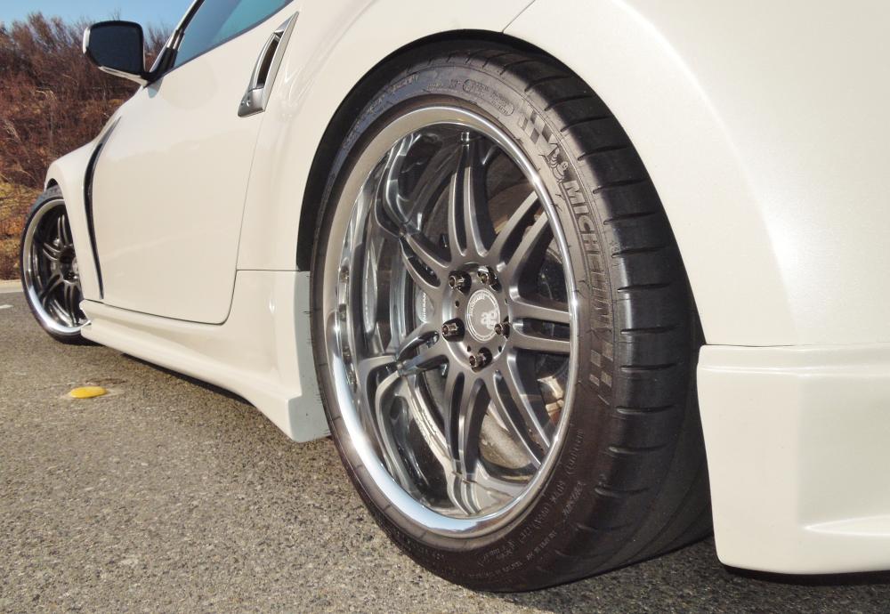 305/30/19 Michellin Pilot Super Sports on Avante Garde AG560.  Collaborative work between AG wheels and WORK Wheels.  WORK did private label work for AGW.  These are custom offsets specifically for the 370Z.