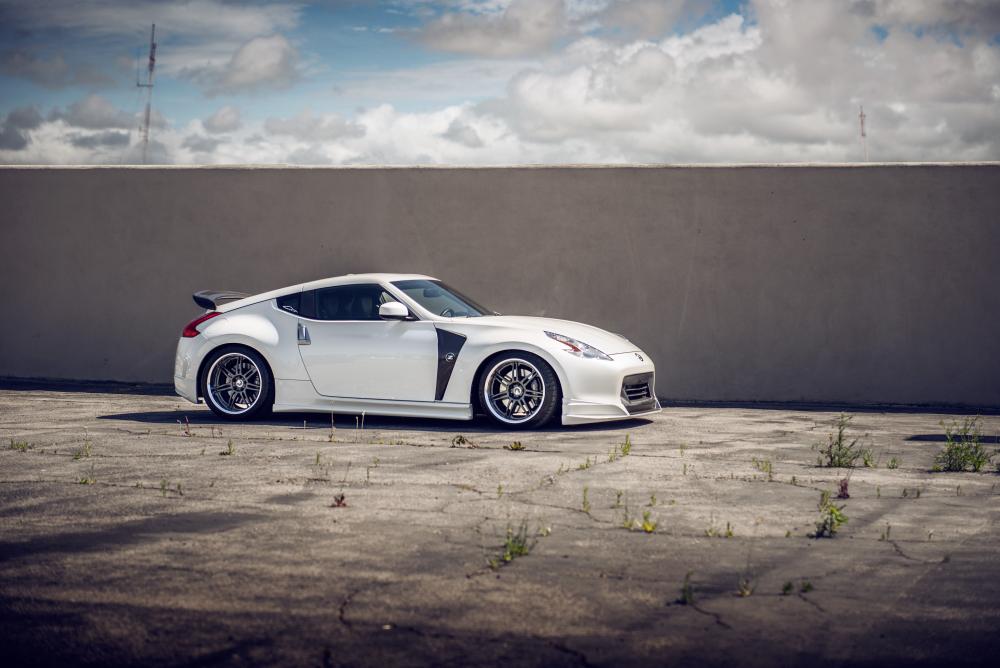 m560 dolphin grey 370z.

Photoshoot for Avant Garde