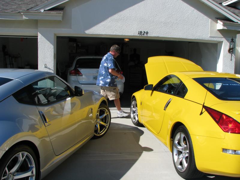 Don't pay attention to the Toyota in the garage!!!