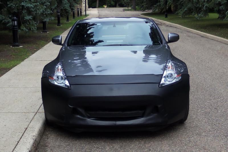 2012 Nissan 370Z with bra 02