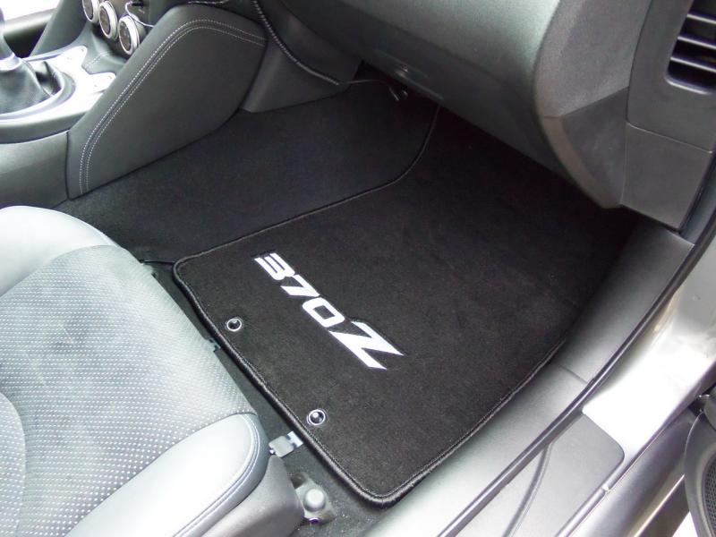 370Z Floor mat 003