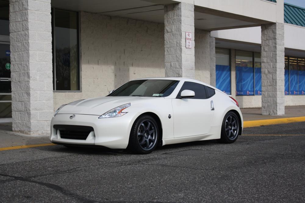 Winter Wheels and Tires .  MB Weapon wheels 18x8 and 18x9, 25mm spacer in rear none in front.