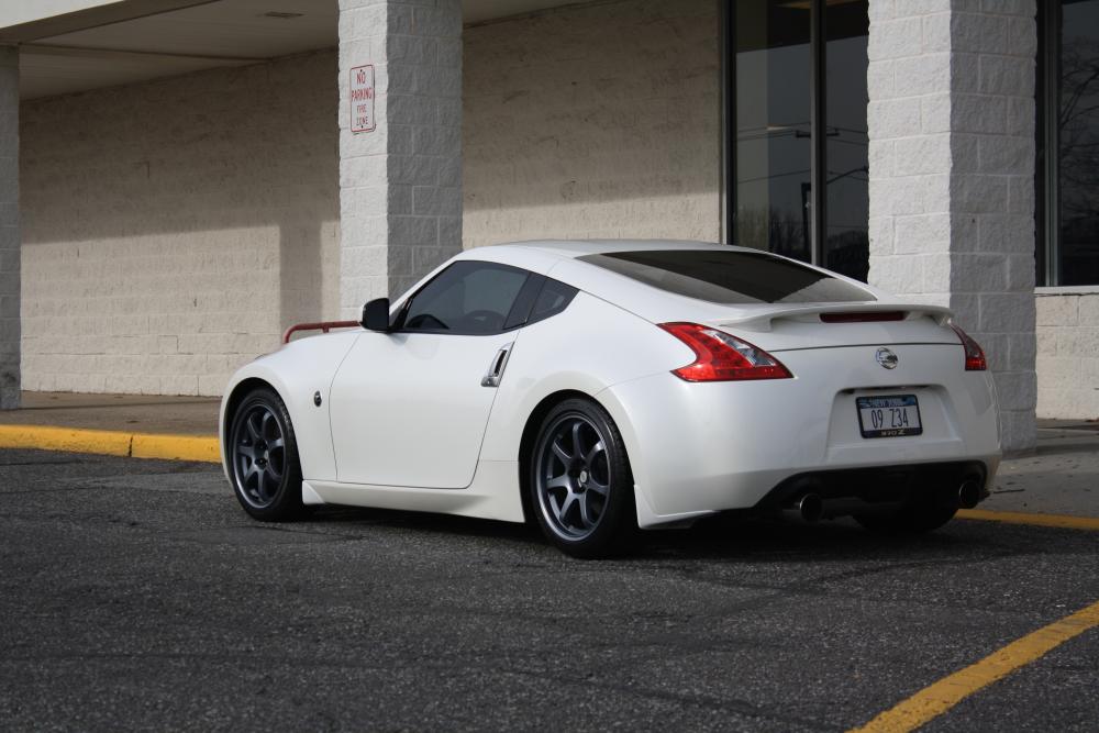 Winter Wheels and Tires .  MB Weapon wheels 18x8 and 18x9, 25mm spacer in rear none in front.