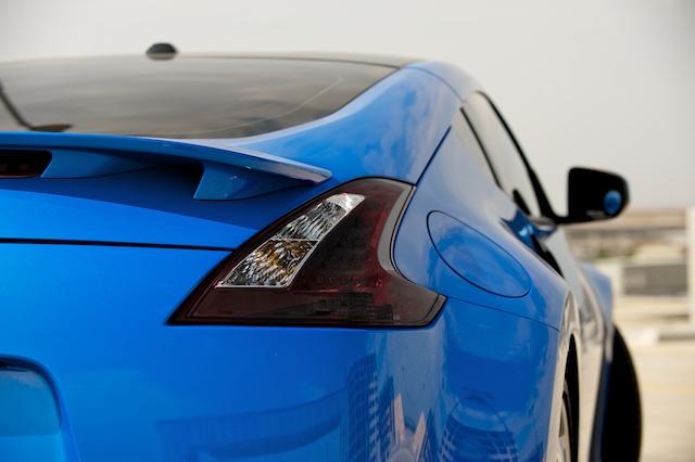 Tails aren't smoked just darkened in Aperture, and yes the car is very dirty!