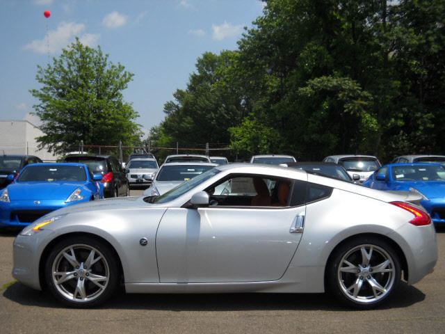 Z at the dealer