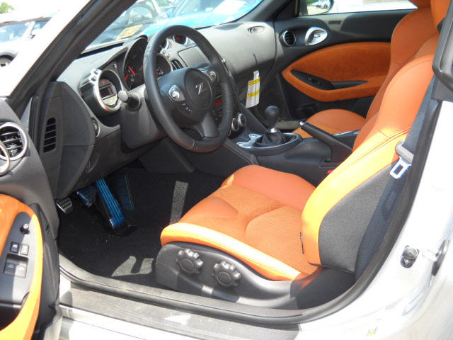 370Z interior