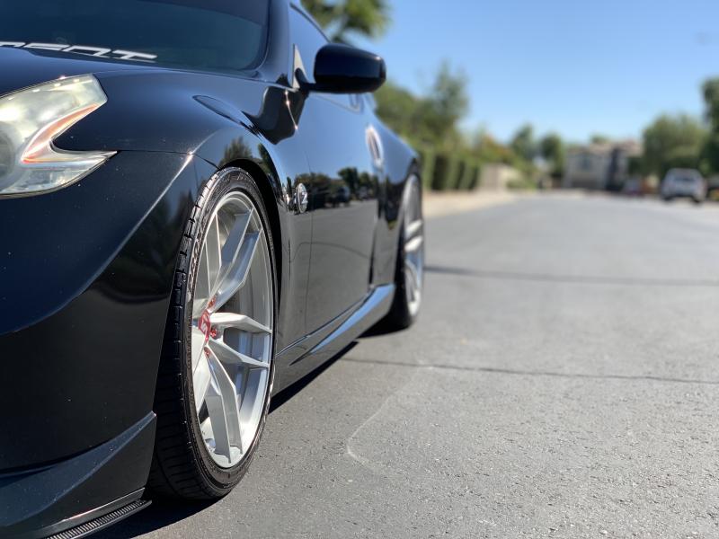 My Nismo staggered Wheels and Tires
Fitment
Fronts 20x10 w/ 285/30/20 Toyo Sport
Rears 20x11 w/ 325/25/20 Toyo Sport