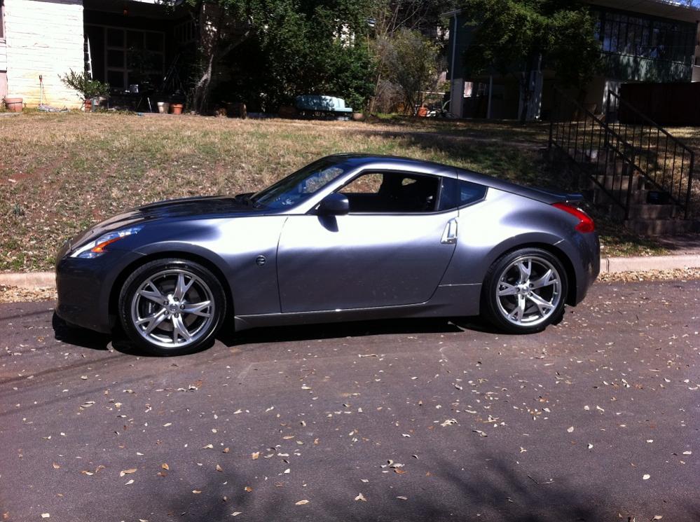 2011 Nissan 370Z Day 1