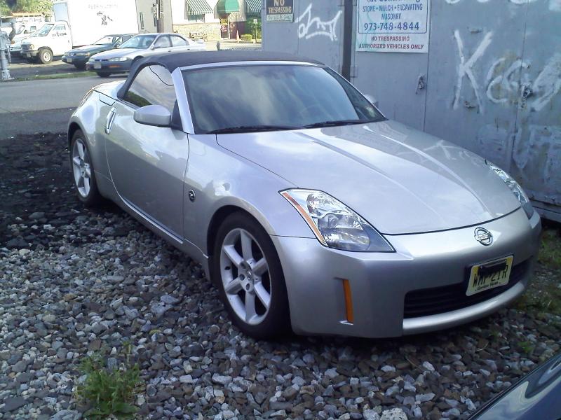 04 350z Roadster, Invidia CBE & Injen SRI

Full Custom Audio System

Traded In For 370z

Picture is day before trade in