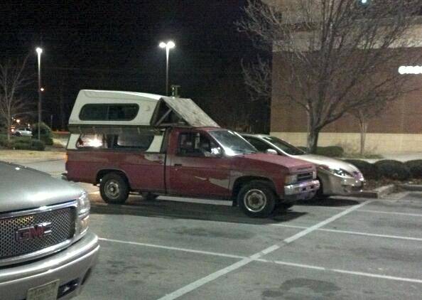 Saw this hi-capacity rig a few nights ago when i stopped at Petsmart, on the way home. Check out the engineering. That's how some roll here in Alabama.