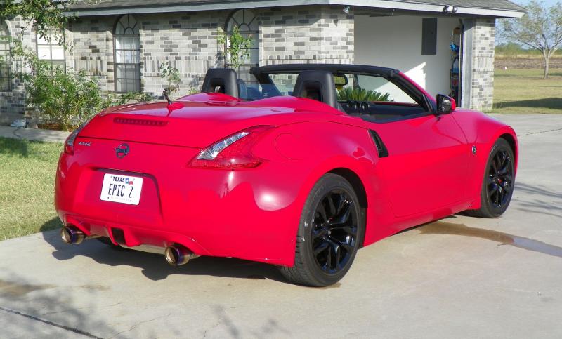 black handles and emblem and headrest