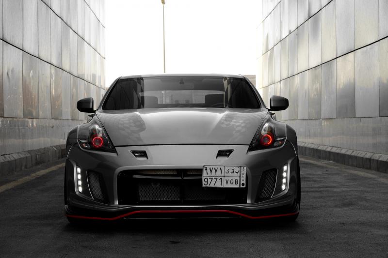 My 2009 Nissan 370z with the 1st Varis ARISING II in the Middle East
photographer : @ststeel