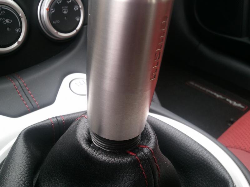 Nismo Shift Knob w/ flat rubber washers 1.