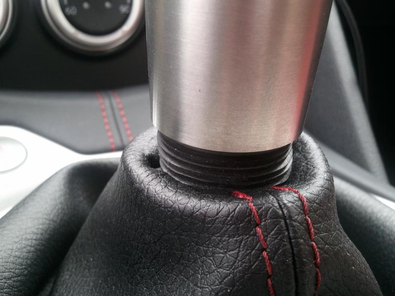 Nismo Shift Knob w/ flat rubber washers 3.