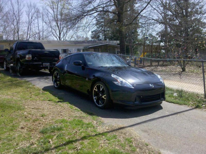 370Z front view