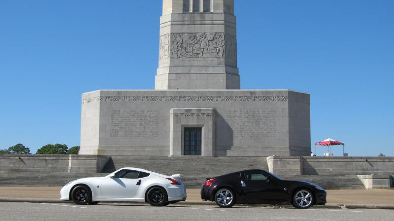 IMG 2792 - Mo & Z at the San Jacinto Monument