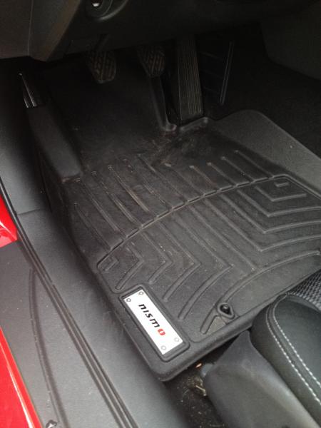 WeatherTech Floor Mats w/ Nismo Badges - Driver Side