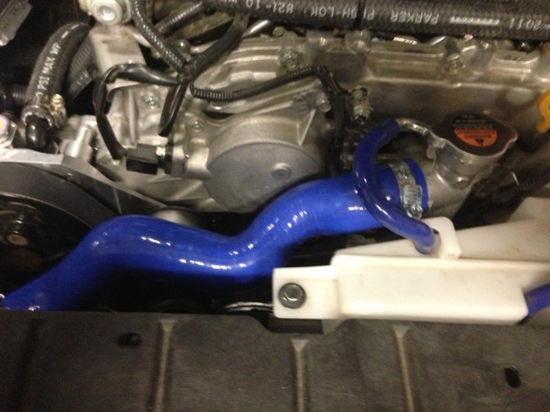 nice blue hoses :)