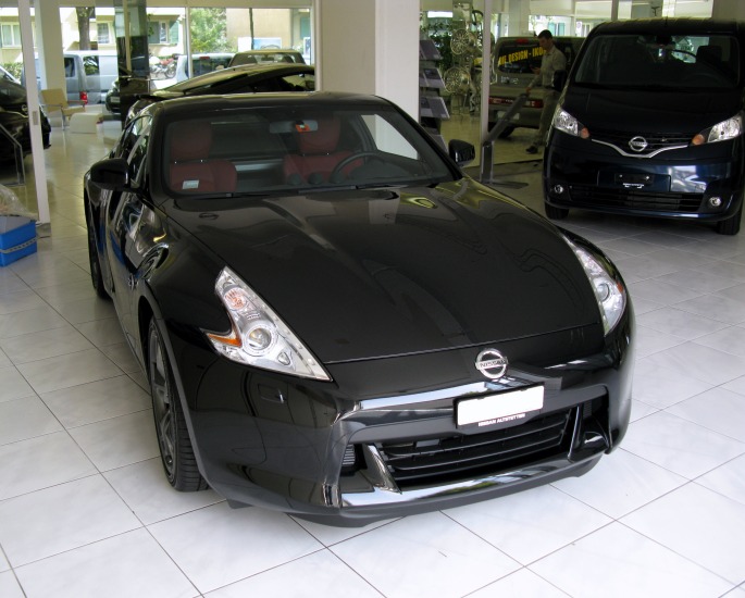 First pictures of my new 370Z, 40th Anniversary Edition (Black Edition in Europe)
2 September 2010