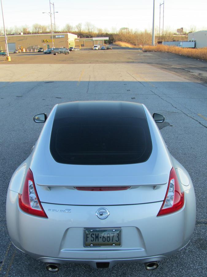 Hips and a$$ for days.matte black vinyl roof wrap, 15% tint all around