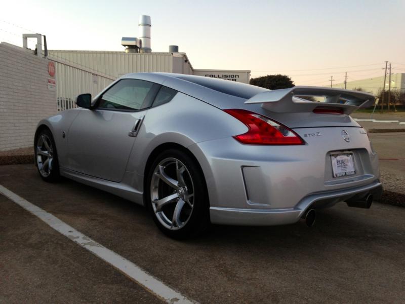 At my job at Toyota that's the first pic I took. I got my plates already ill take some more pics