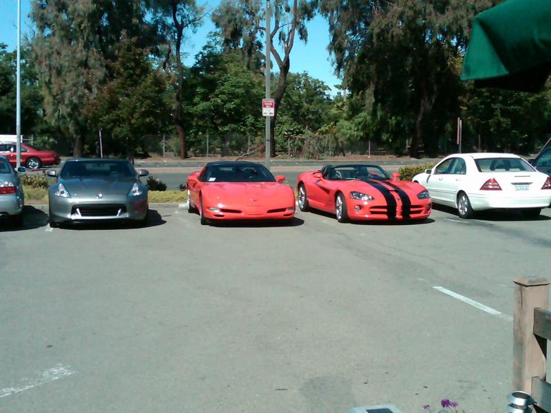 Sunday meet n cruise......good times with bro's Viper n friends vette.