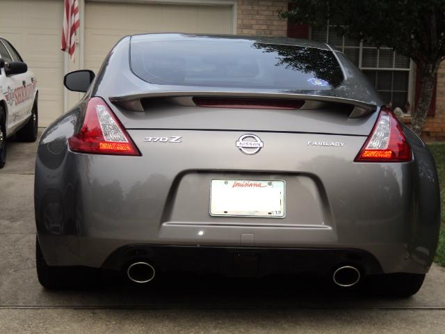 Mike F.'s 370... just an awesome looking car, no matter what angle you look from... The blacked out exhaust trim makes the exhaust tips stand out nicely...not to mention the Fairlady nametag...!