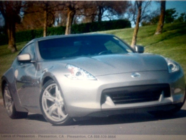 This is the picture of my Z from the used car Lexus dealer from Hendrickcars.com. I fell in love with it right then and there. I called, and had it shipped to a dealer near me.