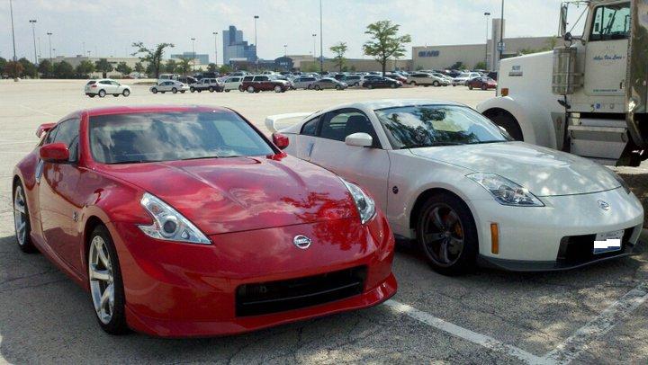 My 370z Nismo vs 350z Nismo front1