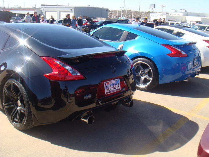 RiceKiller.Com Monster Meet 2/12/11
Zentropy (Black), Tsolin01 (Blue), Mine (White)