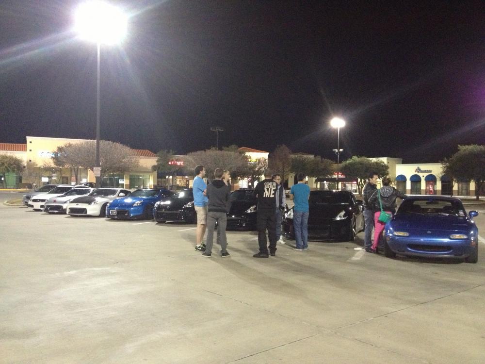 Southlake Sunday Meet 
12.16.12
Pre-Gaming :D