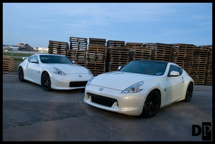 DP photoshoot May 4, 2011
'10 PW Nismo 370Z - Sidz
'11 PW 370Z - Mine :)