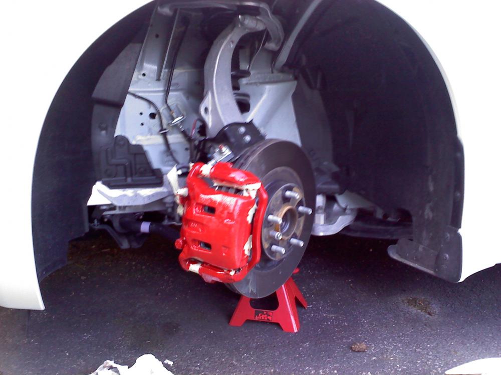 Step 6: Paint front caliper 2 of 4