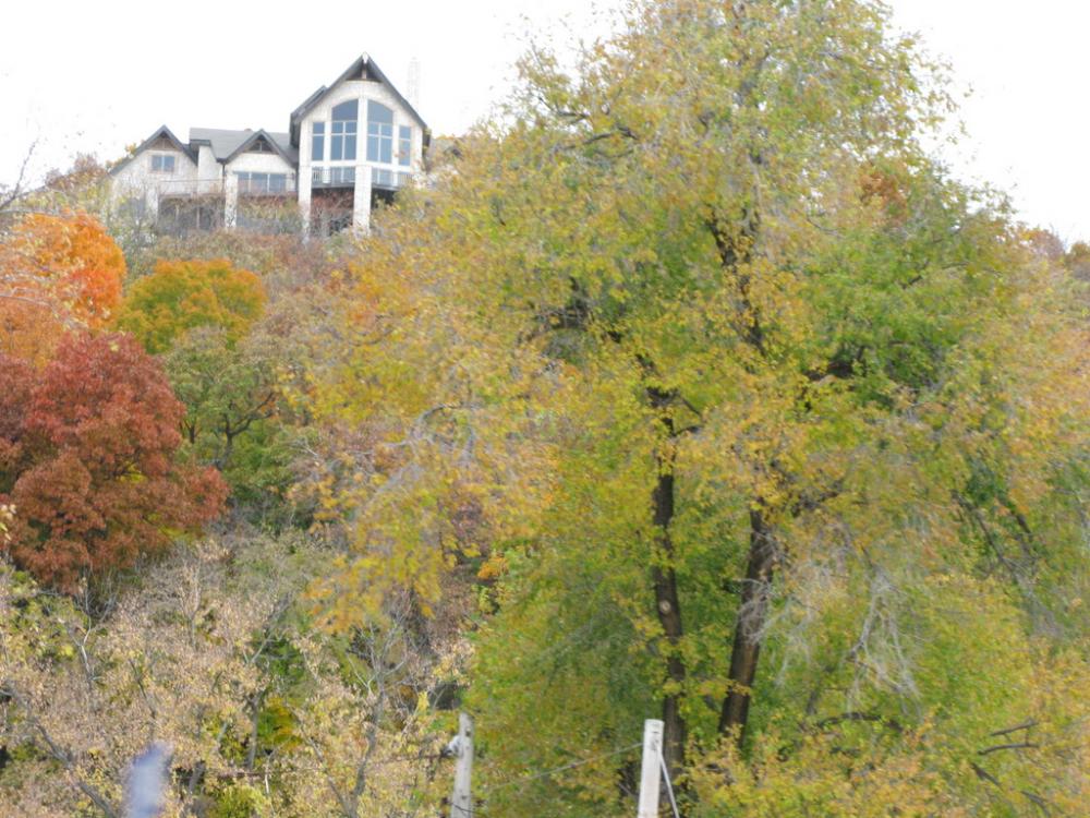 bed and breakfast overlooking the river