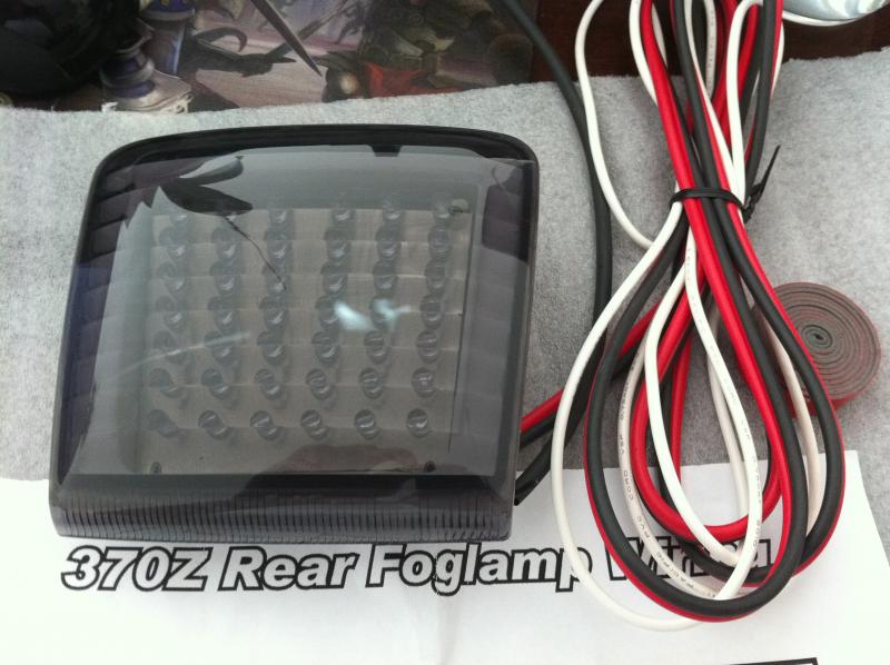 EVO-R F1-style flashing rear fog lamp.