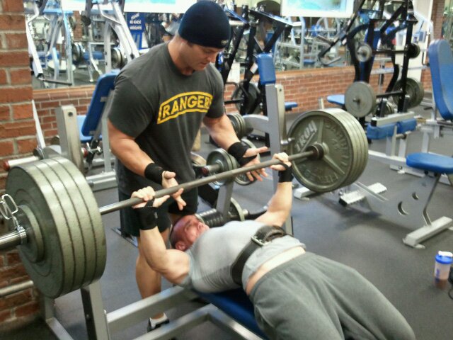 415lbs bench for 3 reps