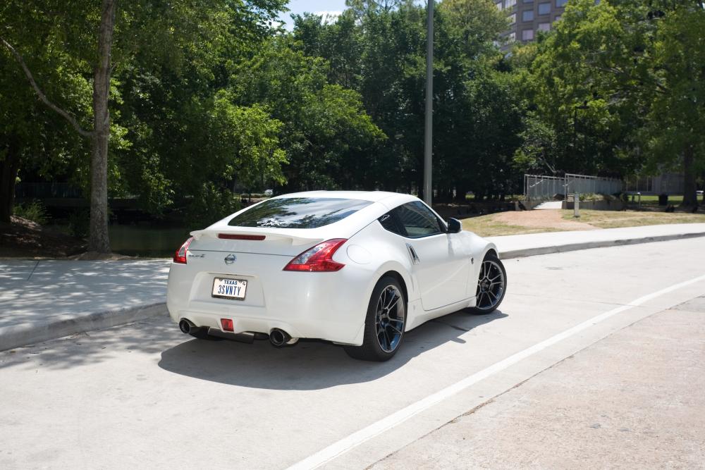 Nissan 370z White