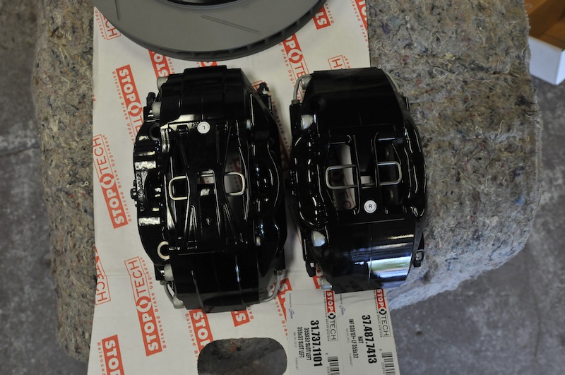 StopTech BBK 4P Front and Rear size comparison. Front Left (left caliper) Rear Right (right caliper)