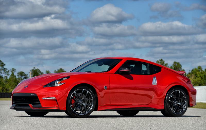 Red '16 370z Nismo Tech