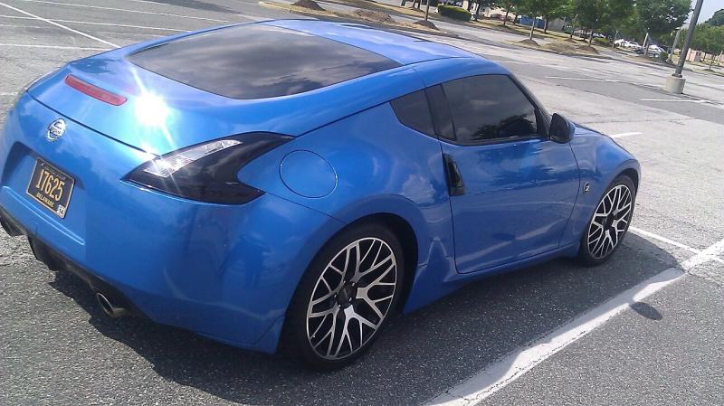 Blue 370z