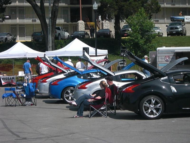 370Z Row @ Branson...not many of them...  :(