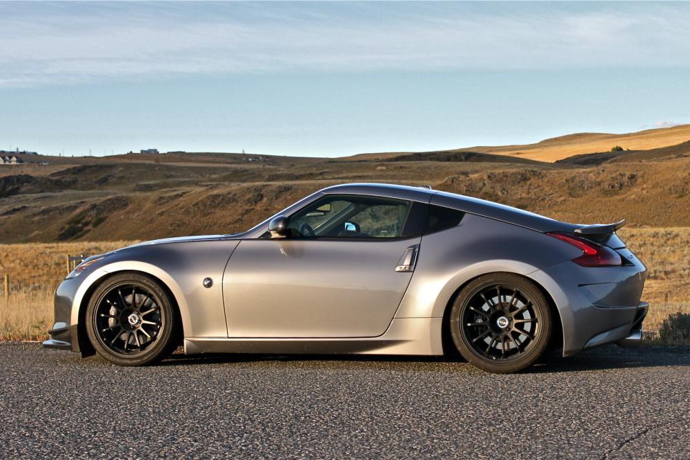 Ниссан 370z Сакура